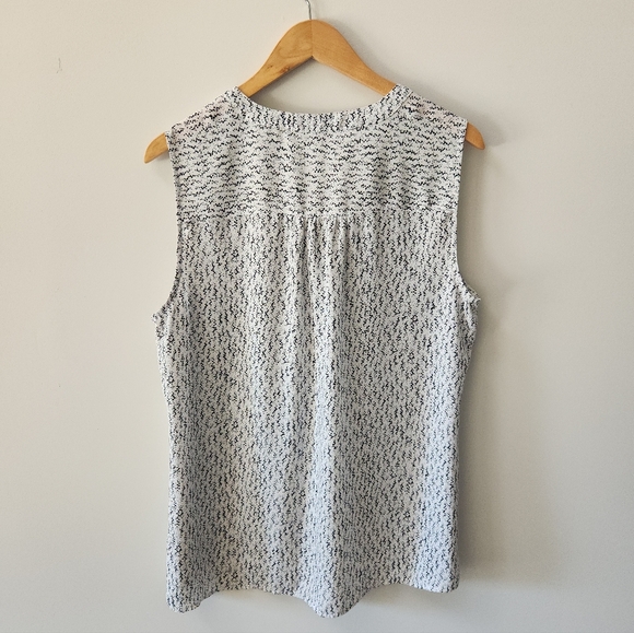 🔥 SOLD 🔥Chaus New York Sleeveless Speckled V Neck Tank Top Size Large - Picture 8 of 9